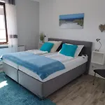 Mit Meerblick, 2 Schlafzimmer, Sued- Balkon, Parkplatz *
