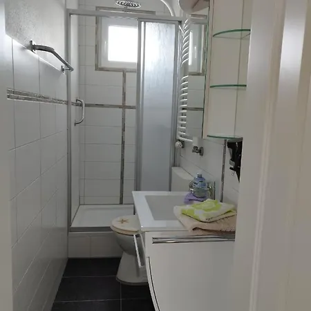 Mit Meerblick, 2 Schlafzimmer, Sued- Balkon, Parkplatz Διαμέρισμα *