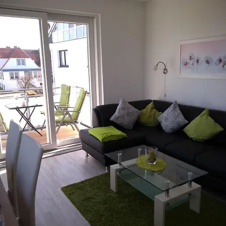 Διαμέρισμα Mit Meerblick, 2 Schlafzimmer, Sued- Balkon, Parkplatz