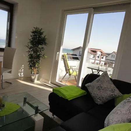 Διαμέρισμα Mit Meerblick, 2 Schlafzimmer, Sued- Balkon, Parkplatz