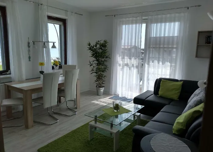 Mit Meerblick, 2 Schlafzimmer, Sued- Balkon, Parkplatz Апартаменты Даме